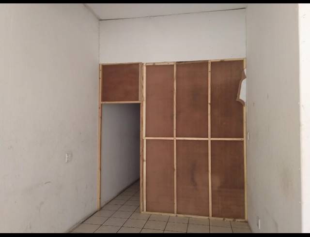 200M² RETAIL TO LET IN PAROW EAST
